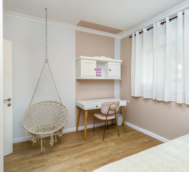 d695e18e-4152-48f5-ac95-e5d8685d90e1